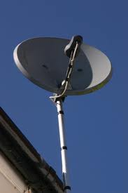 Antenas Coletivas, VHF e UHF, Digitais ealógicas , Externas para Condomínios e Residenciais 